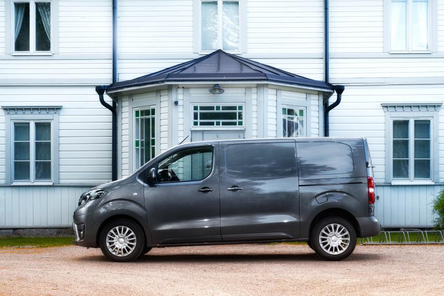  Toyota ProAce Van 2016 года  (фото 3 из 44)